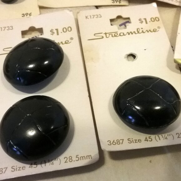 Vintage Leather & Leather Look Carded Buttons Mixed Lot of 31 Black and Brown - Picture 5 of 8